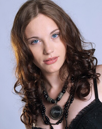 Model Liv B in Premiere